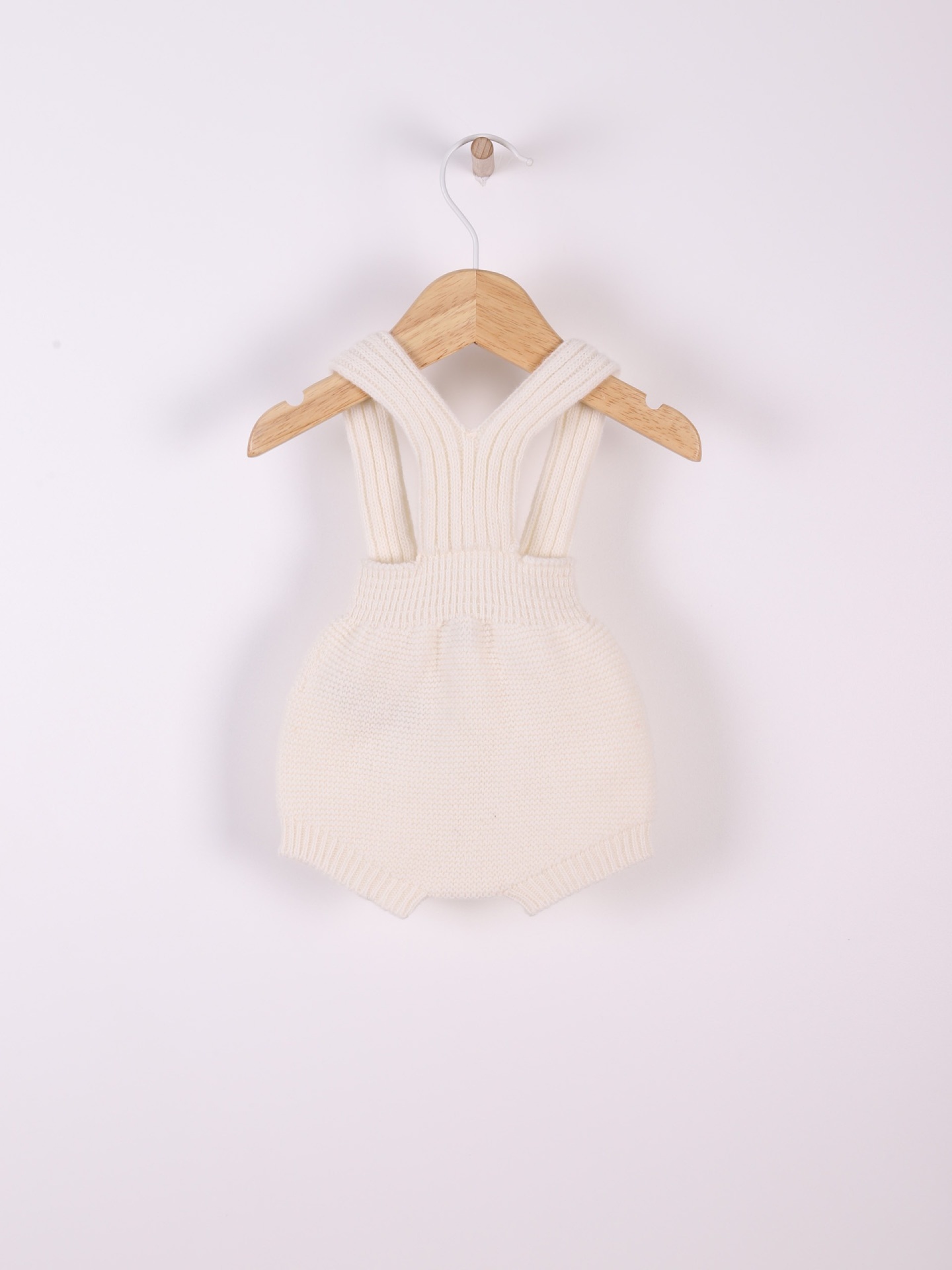 Fofo com alças de lã