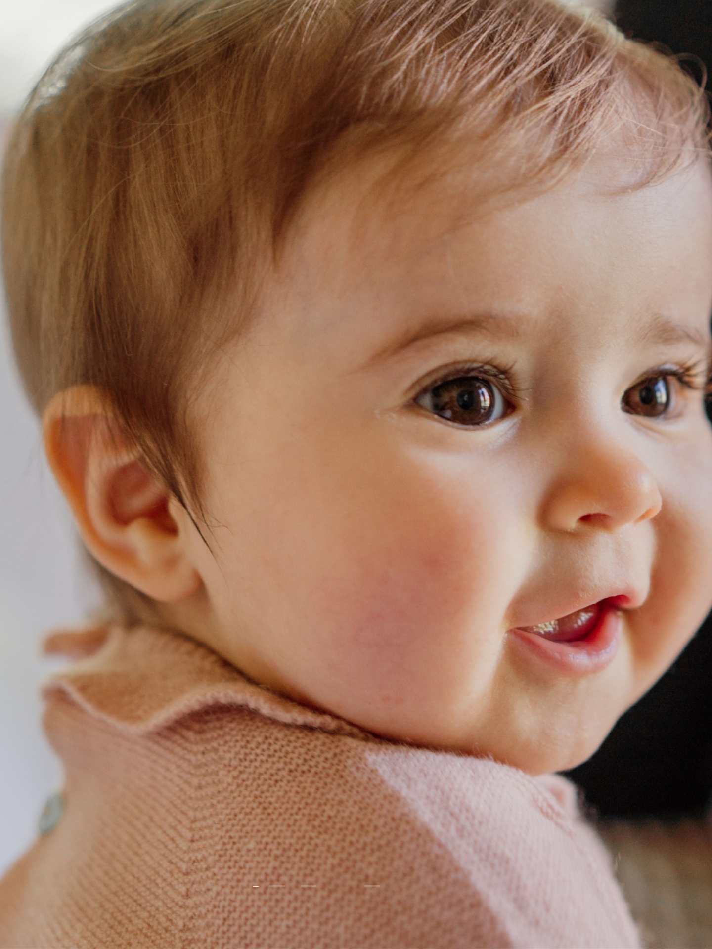 Vestido manga comprida com tecido florido