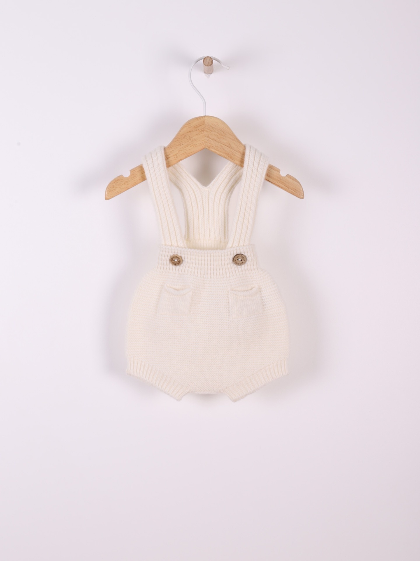 Fofo com alças de lã