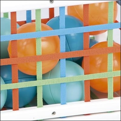 LUDI Cubo de Manipulação com Bolas Sonoras