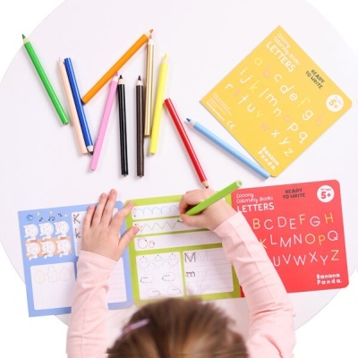 Banana Panda 2x Livros de Colorir Longo Letras 5+ anos Banana Panda 2x Livros de Colorir Longo Letras 5+ anos