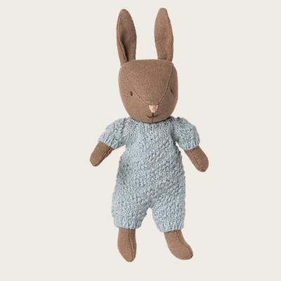 Maileg Coelhinho Micro  Castanho Malha Azul