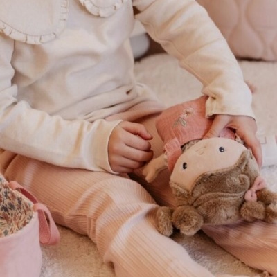 Little Dutch Boneca Bebé Rosa Com Alcofa