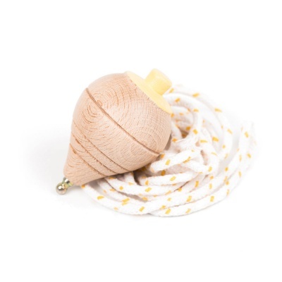 Me & Mine Pião em Madeira