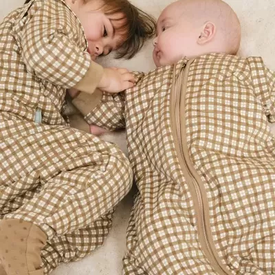 MOLIS&CO Saco de Dormir com Pernas e Mangas Brown Checks TOG 1 MOLIS&CO Saco de Dormir com Pernas e Mangas Brown Checks TOG 1