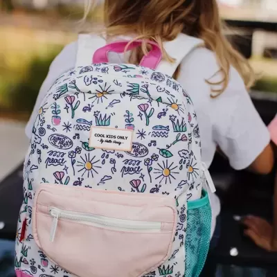 Hello Hossy Mochila Escolar Playground +6 anos Hello Hossy Mochila Escolar Playground +6 anos