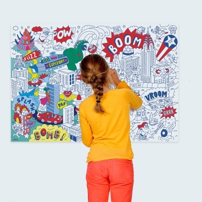 OMY Poster Gigante Super Hero + 1 Super Lápis Vermelho