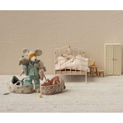 Maileg Ratinho Bebé na Alcofa Rosa