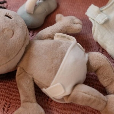 Little Dutch Boneca Bebé Evi Com Alcofa