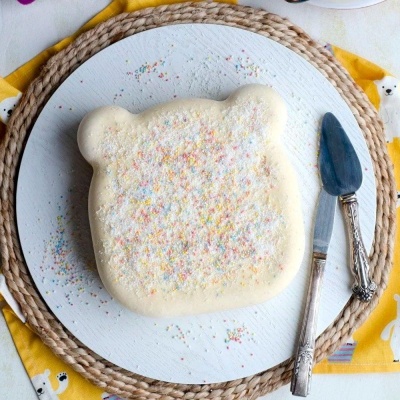 We Might Be Tiny Forma Para Bolo