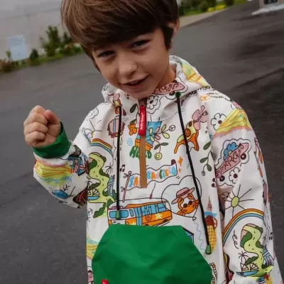 Hello Hossy Poncho de Chuva San Francisco