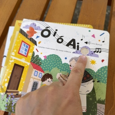 Cucoo Livro Musical Infantil Ó i ó Ai