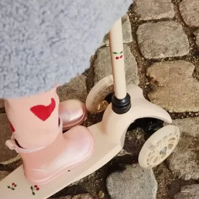 Konges Slojd Trotinete Cherry