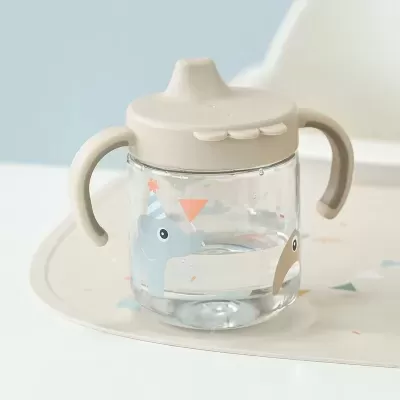 Done By Deer Copo de Aprendizagem Areia Done By Deer Copo de Aprendizagem Areia