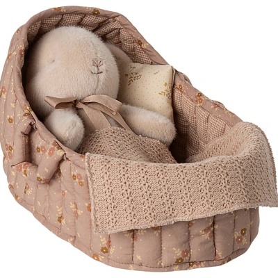 Maileg Alcofa Grande Rosa com Manta e Almofada