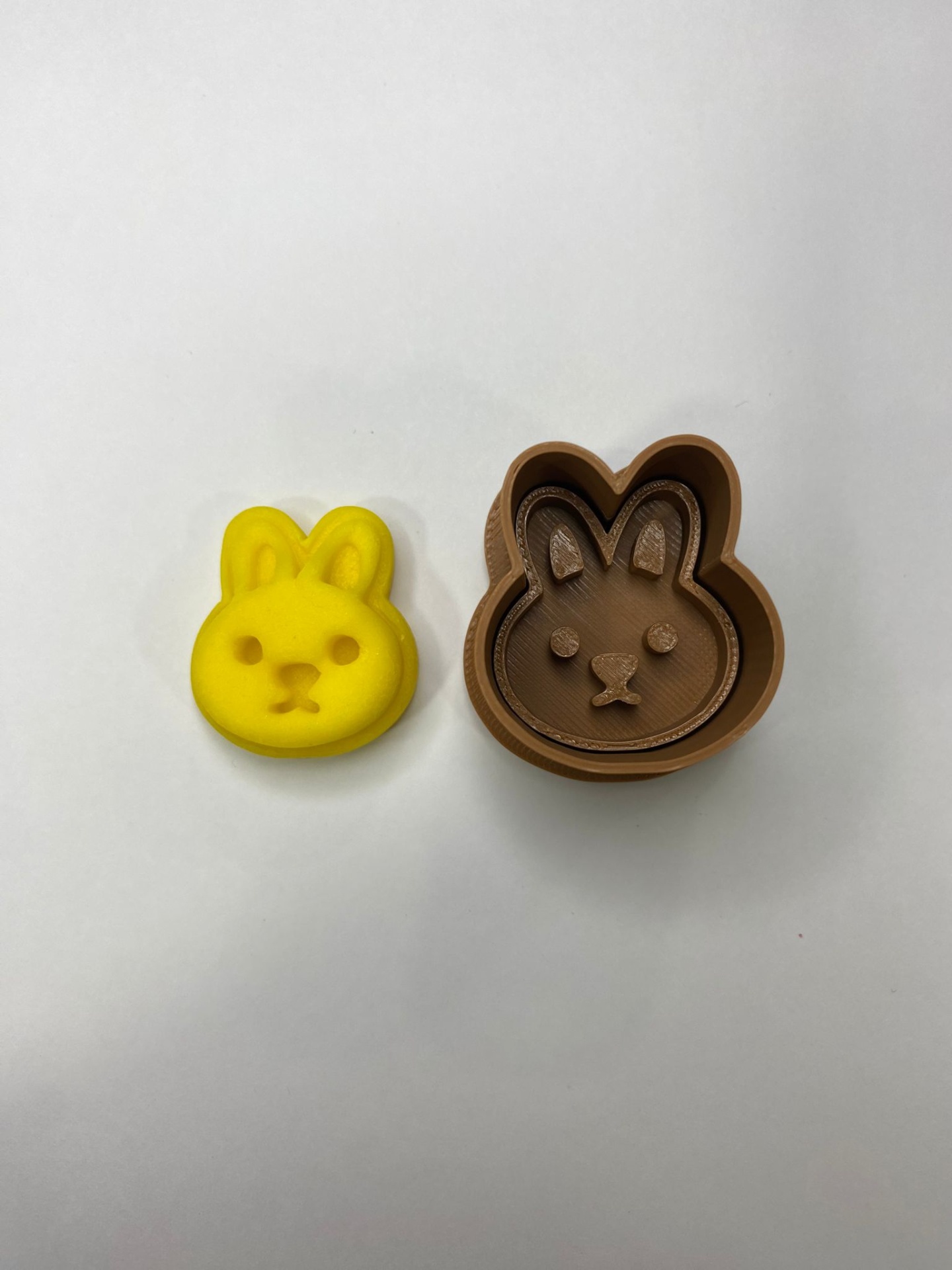 MODELADOR BRIGADEIRO COELHO