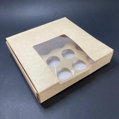 CAIXA KRAFT COM JANELA 16 BRIGADEIROS