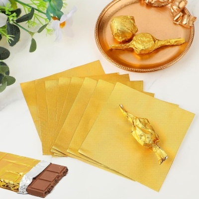 FOLHA ALUMINIO DOURADO PARA CHOCOLATE 20x20CM