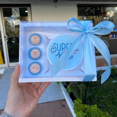 CAIXA ACETATO BENTO CAKE/3 BRIGADEIROS