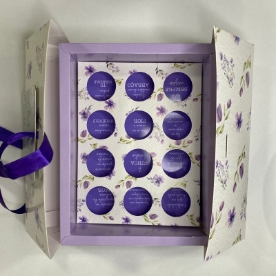 CAIXA  12 BRIGADEIROS DIA DA MÃE