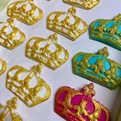 COROAS EM AÇÚCAR 5CM