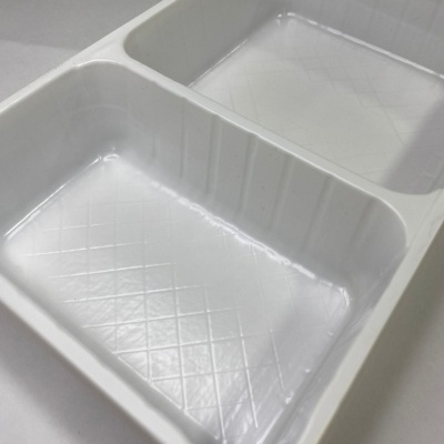 BANDEJA PLASTICO 2 COMPARTIMENTOS