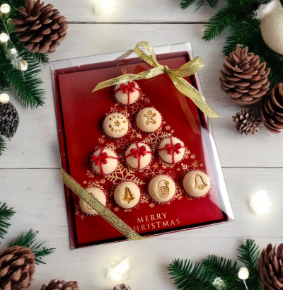 CAIXA PINHEIRO 10 BRIGADEIRO MERRY CHISTMAS