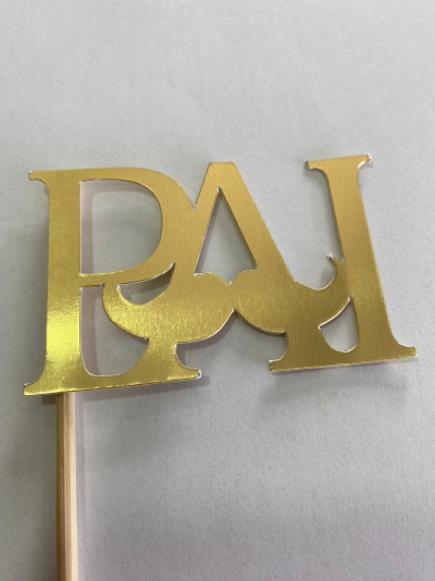 TOPO DE BOLO PAI DOURADO