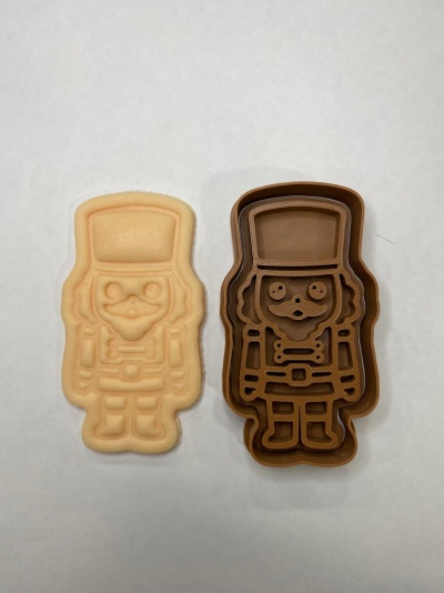 CORTANTE MARCADOR QUEBRA NOZES 7CM