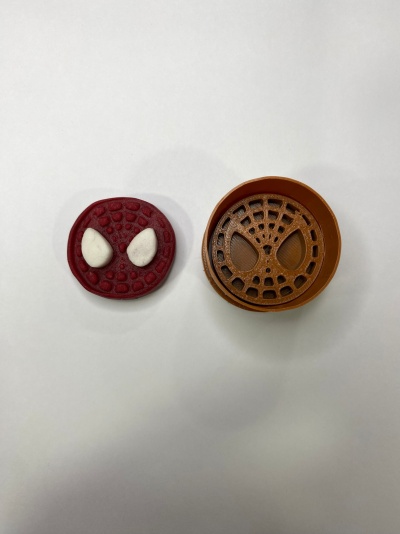MODELADOR BRIGADEIRO HOMEM ARANHA