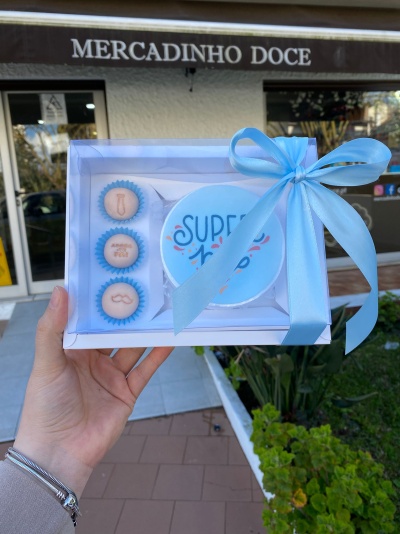 CAIXA ACETATO BENTO CAKE/3 BRIGADEIROS