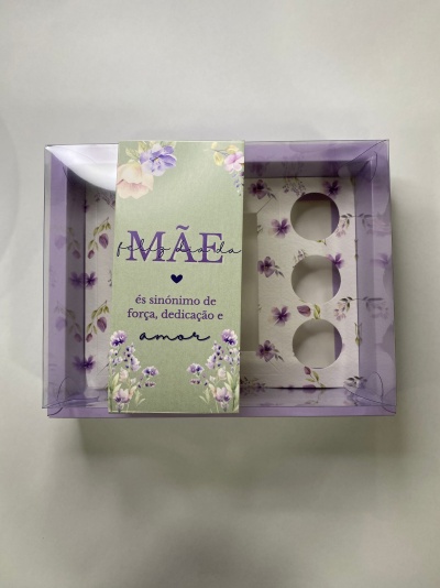 CAIXA ACETATO BENTO CAKE/3 BRIGADEIROS DIA DA MÃE