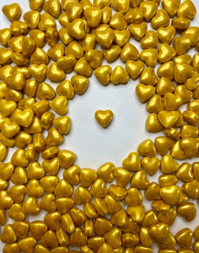 CORAÇÕES RELEVO DOURADO