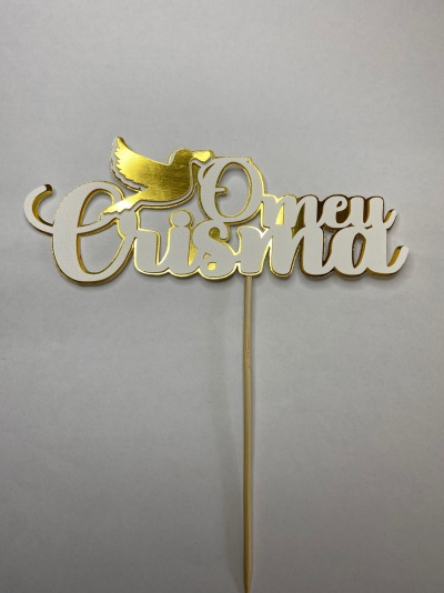 TOPO DE BOLO CRISMA COM POMBA