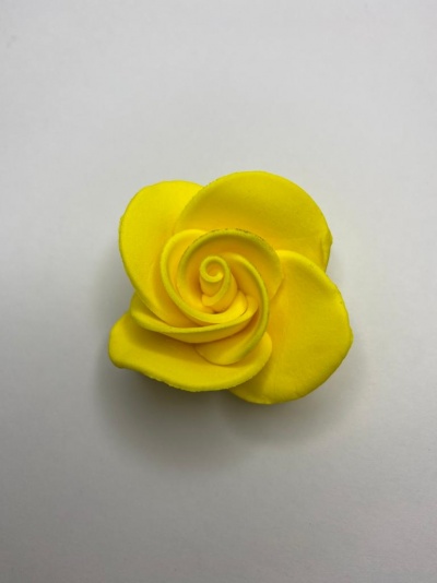 ROSA EM AÇÚCAR AMARELA