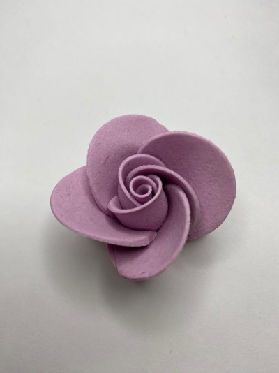 ROSA EM AÇÚCAR LILAS