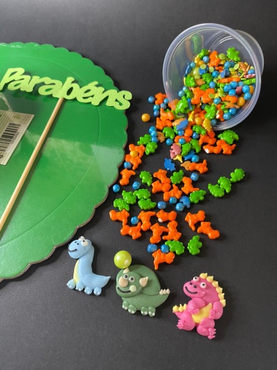 KIT BOLO DINOSSAUROS