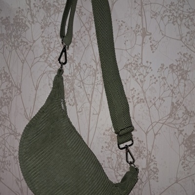 Pochete em Bombazine