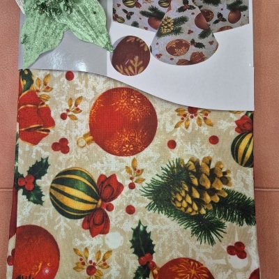 Toalha de Mesa Anti Nódoas Padrão Natal 2