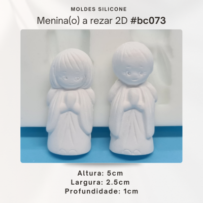 Menino ou menina de batinha 2D