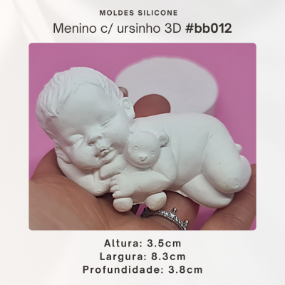 Menino com ursinho 3D