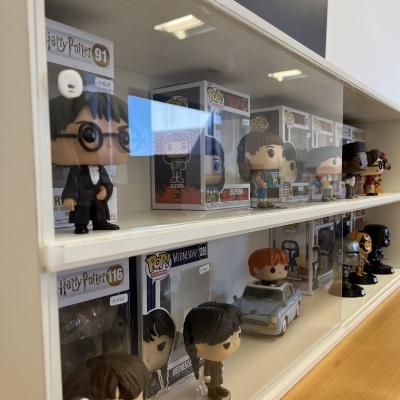 Expositor para Funko Pops - Modelo 16FB Expositor para Funko Pops - Modelo 16FB