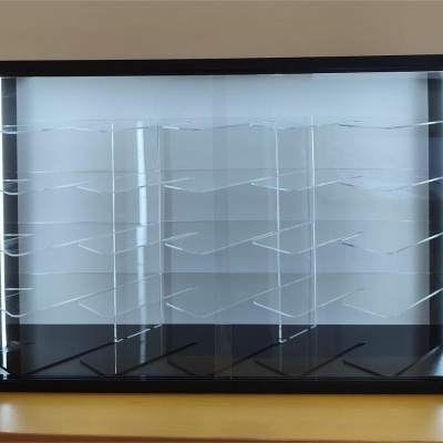 Expositor Ignition - Motas Escala 1/18 com base, Carros Escala 1/43 com base ou Carros Escala 1/24 sem base Expositor Ignition - Motas Escala 1/18 com base, Carros Escala 1/43 com base ou Carros Escala 1/24 sem base