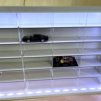 Expositor BOX - Escalas  1/32 e 1/43 com base Expositor BOX - Escalas  1/32 e 1/43 com base