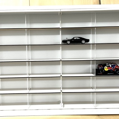 Expositor BOX - Escalas  1/32 e 1/43 com base Expositor BOX - Escalas  1/32 e 1/43 com base