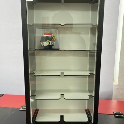 Expositor GRID V2 - 5 Capacetes + 5 Motos - Preto - OUTLET