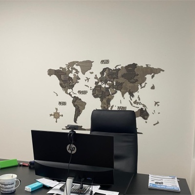 WorldMap - 3D - Castanho  - Países e Capitais em Inglês