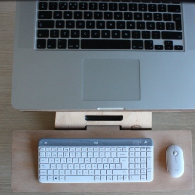 Suporte de mesa para notebook