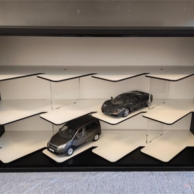 Expositor TITANIUM - Escala 1/18