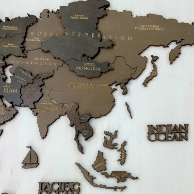 WorldMap - 3D - Castanho  - Países e Capitais em Inglês